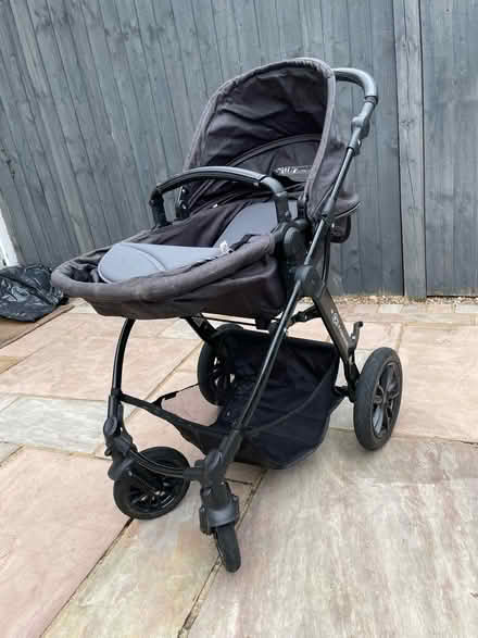 Photo of free Kindercraft Pram (KT14) #3