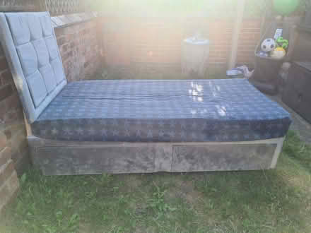 Photo of free Divan bed and tv unit (DE23) #1