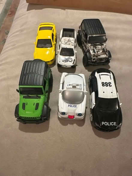 Photo of free 6 well loved Die Cast kids toy cars (Palisades, NW, WDC) #1