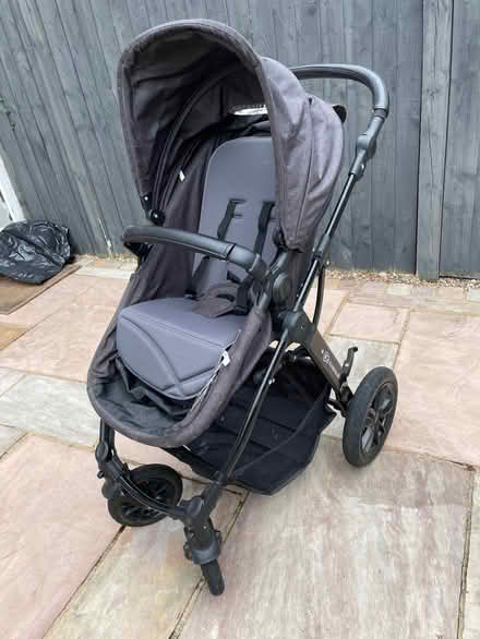 Photo of free Kindercraft Pram (Byfleet KT14) #1