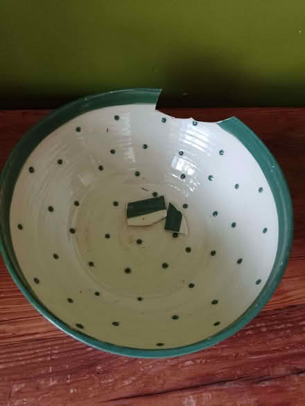 Photo of free Handmade salad bowl (Bowbridge GL5) #2