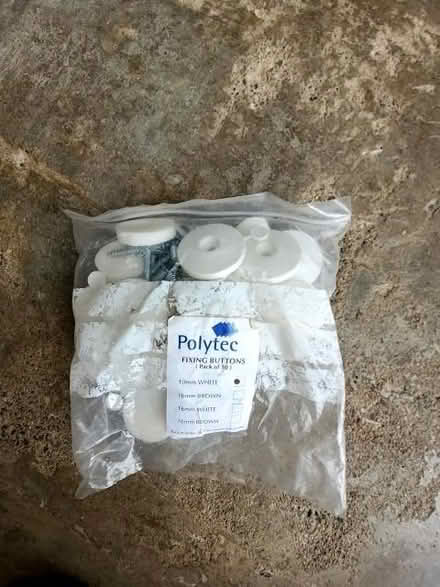 Photo of free polycarbonate roof fixings (Dursley GL11) #1