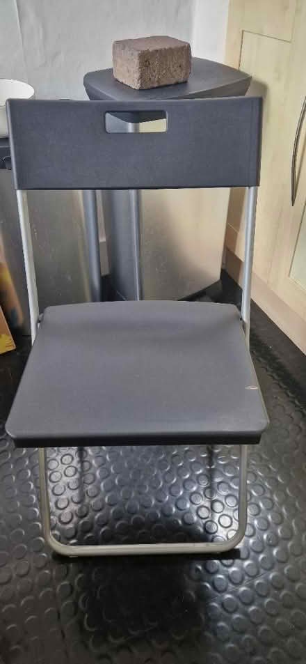 Photo of free 5 folding chairs (Muswell Hill N10) #1