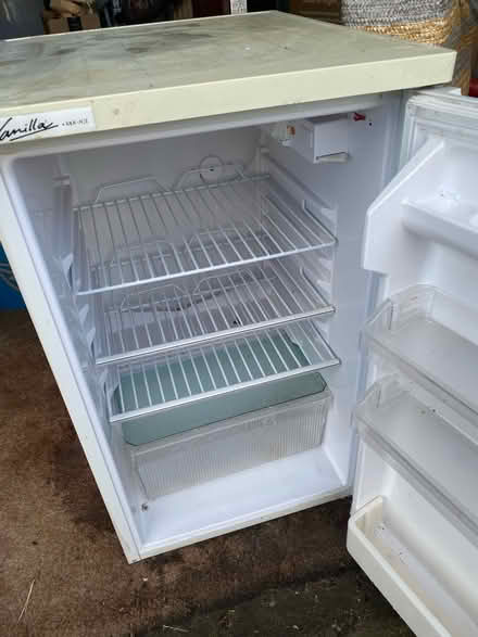 Photo of free Fridge (Billericay CM12) #3