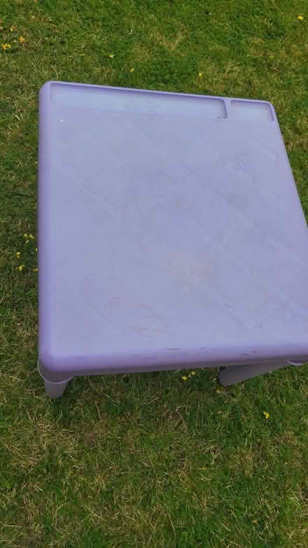 Photo of free ELC play table for children (Woodley RG5) #1