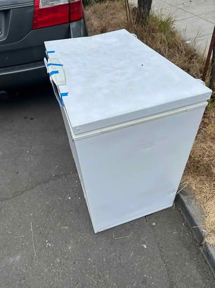 Photo of free Chest Freezer (N Oakland (Bushrod)) #3