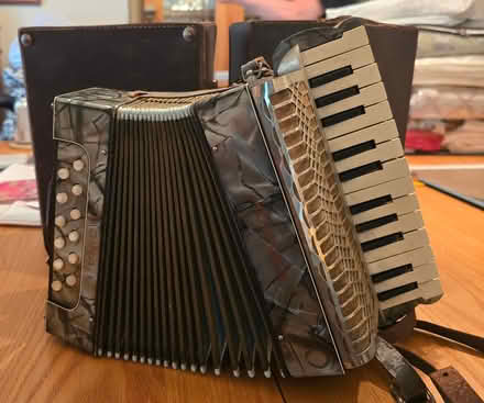 Photo of free Vintage Hohner Accordian (Brick - Near exit 91 GSP) #2