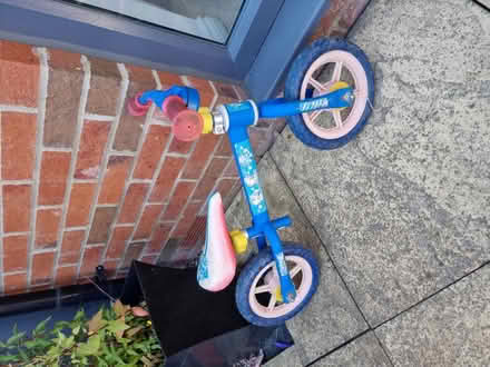 Photo of free Kids (2years) bicycle (Waverley S60) #2