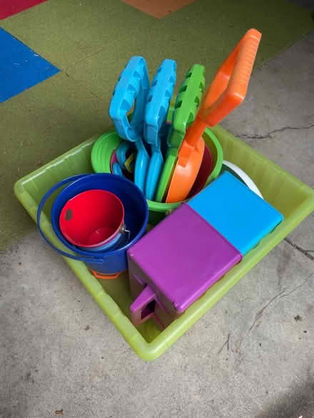 Photo of free Beach toys (North Berkeley) #2