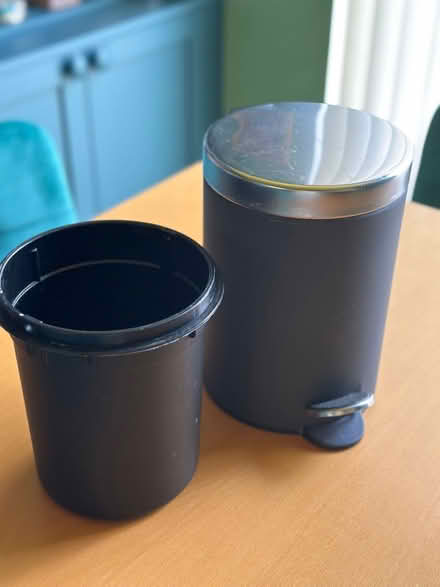 Photo of free Bathroom peddle bin (Elmers End BR3) #2