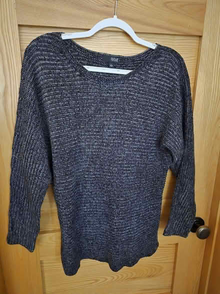 Photo of free Women's clothing (Downtown Mountain View) #1