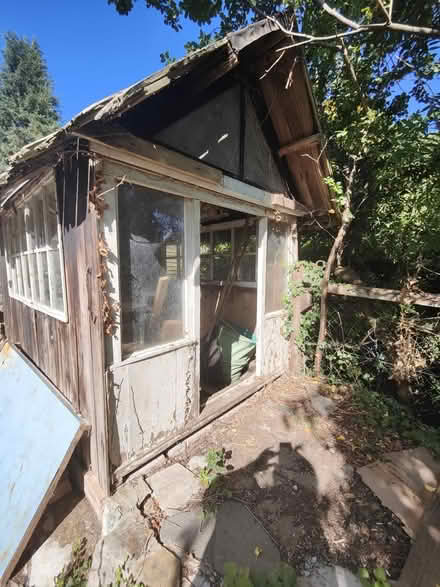 Photo of free Wooden garden potting shed (Sanderstead hill CR2) #1