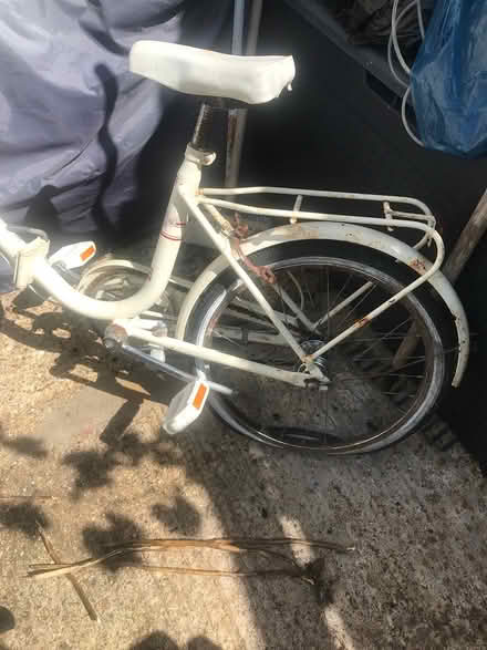 Photo of free Folding bile (Selsdon) #3