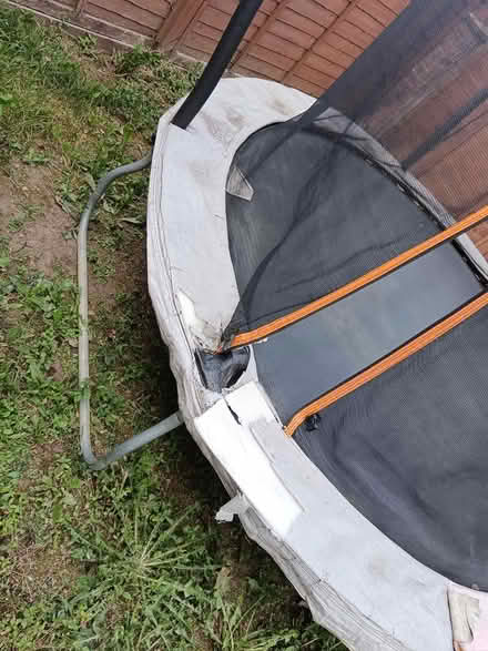 Photo of free 8ft trampoline (Bennetts End, HP3) #2