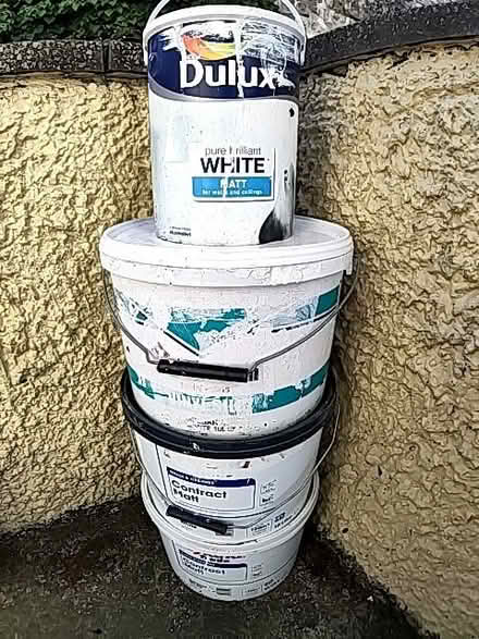 Photo of free White paint pots (Kendal LA9) #1