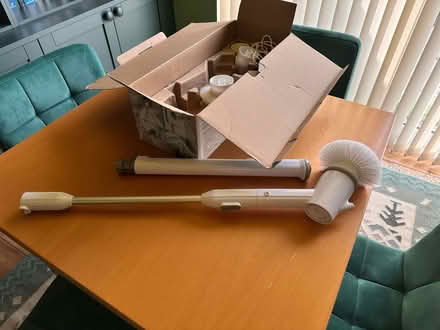 Photo of free Lakeland bathroom cleaning set (Elmers End BR3) #3