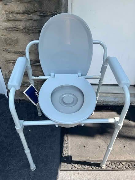 Photo of free Portable Commode (Drexel Hill) #1