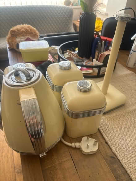 Photo of free Tea coffee kettle set (L7) #1