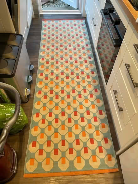 Photo of free Habitat hallway rug (Coulsdon, CR5) #1