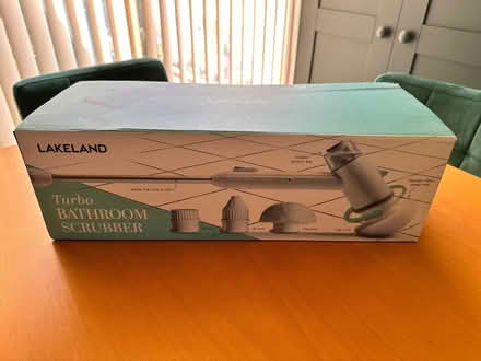 Photo of free Lakeland bathroom cleaning set (Elmers End BR3) #4