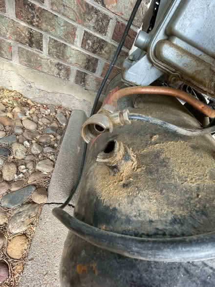 Photo of free Air compressor- broken valve (Broomfield) #2