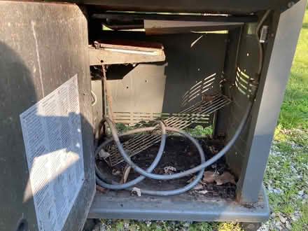 Photo of free Weber grill (Ann Arbor near North Campus) #3