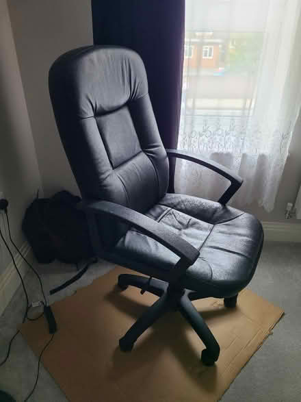 Photo of free Office chair (BR3) #2