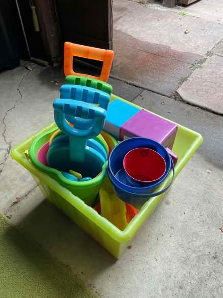 Photo of free Beach toys (North Berkeley) #1