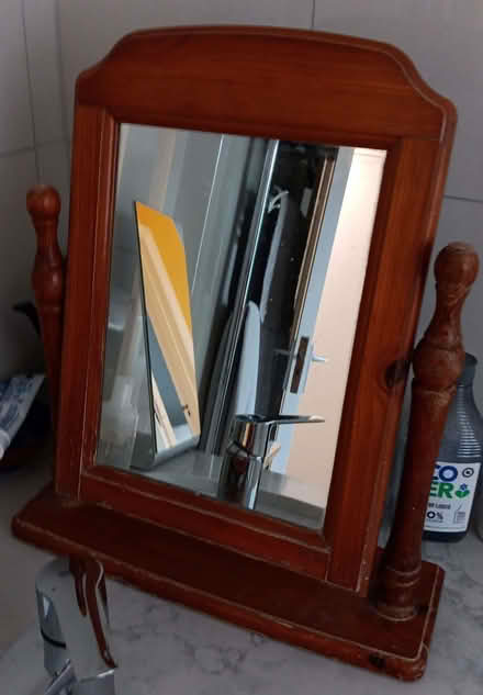 Photo of free Do you love mirrors? (our just need them) (Highbury Barn N5) #2