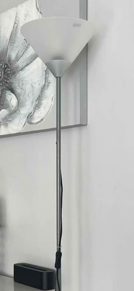 Photo of free Floor lamp (Southwark) #2