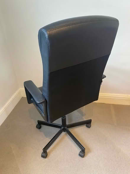 Photo of free Office chair (East Sheen SW14) #1