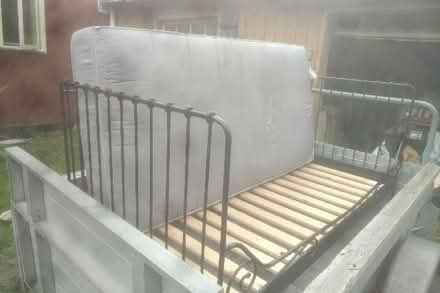 Photo of free twin bed with matress (Ottawa east-side) #2