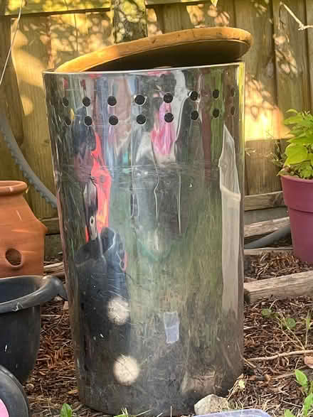 Photo of free Laundry bin (Addiscombe CR0) #1