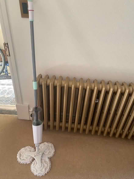 Photo of free Swivel head mop and spares (Stevenage SG1) #1
