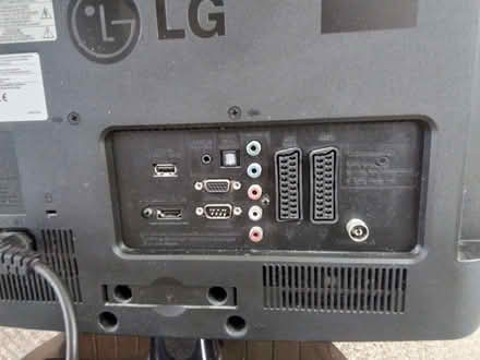 Photo of free 22 inch TV (Beckenham BR3) #4
