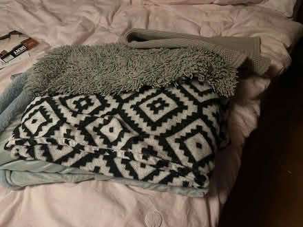 Photo of free Assortment of rugs and bath mats (Forest hill) #2