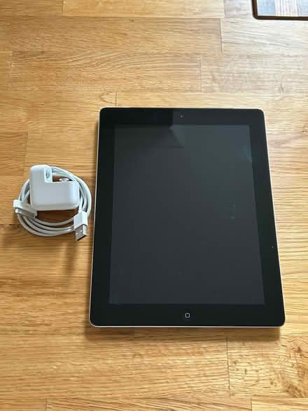 Photo of free iPad 32Gb (Beeston NG9) #1