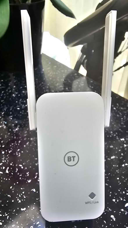 Photo of free BT Essentials Wi-Fi Extender 300 (Harlow, CM19) #3