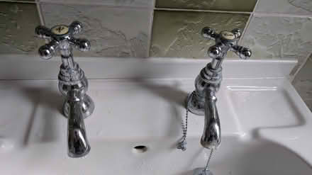 Photo of free Pedestal sink (Meanwood LS6) #3