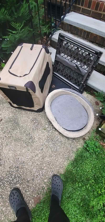 Photo of free Pet car carrier, baby gate, dog bed (8809 n view ct raleigh 27613) #1