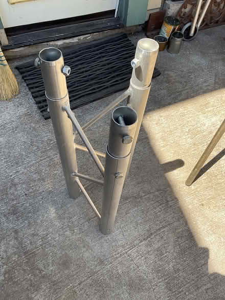 Photo of free Tripost (San Rafael) #1