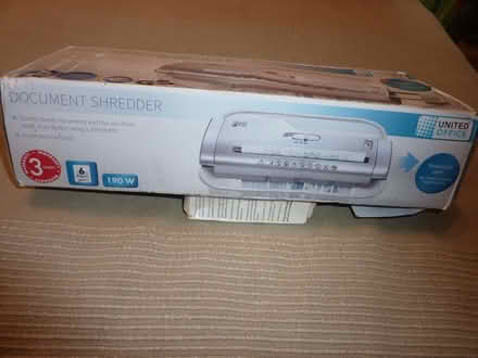 Photo of free Bin-top shredder -Office Supplies document shredder up to A4 (Purley CR8) #3