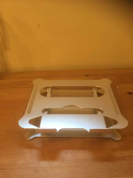 Photo of free Laptop stand (RG20 woodspeen) #2