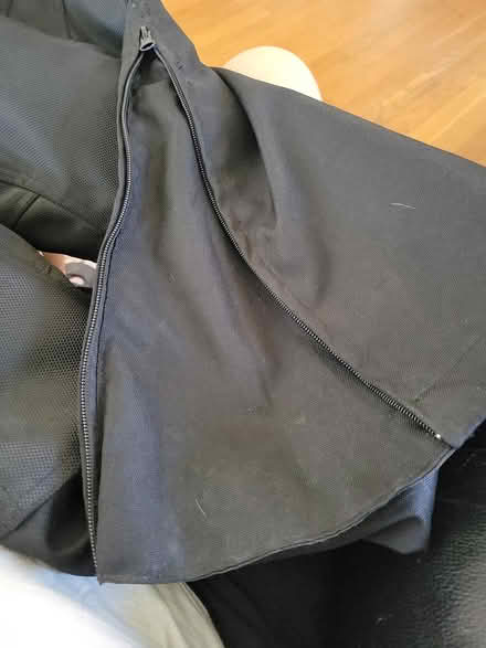 Photo of free Padded winter motorcycle pants (Mount Rainier) #4