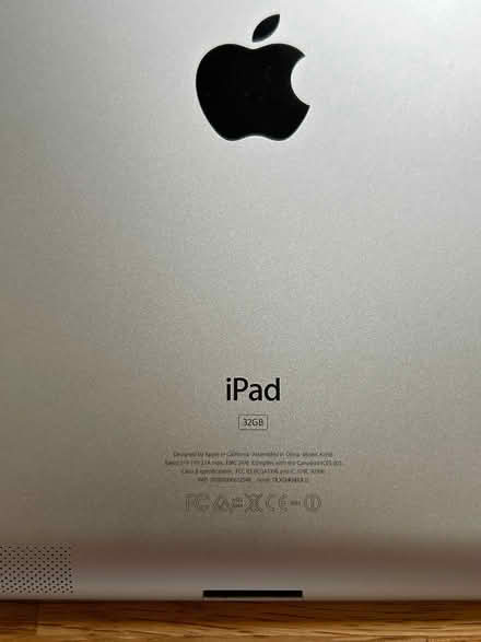 Photo of free iPad 32Gb (Beeston NG9) #3
