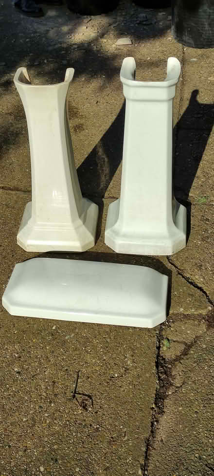 Photo of free Two wash basin pedestals and a cistern lid (Littleover DE23) #1
