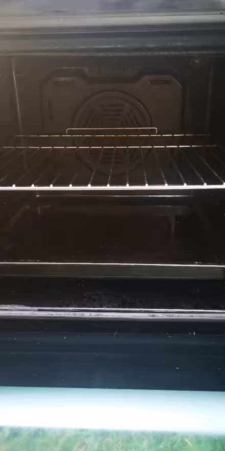 Photo of free 60cm Logik Fan Oven (BN12) #3