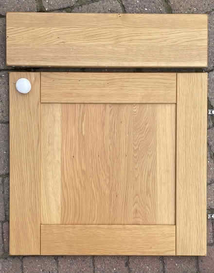Photo of free B&Q solid oak cupboard door (Fulwood S10) #1