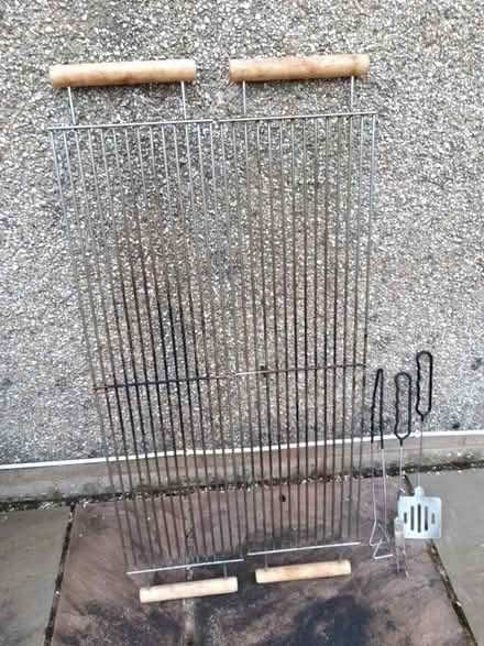 Photo of free BBQ grills and tools (Northcourt OX14) #1