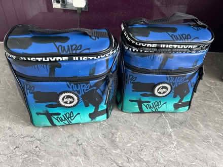 Photo of free Lunch boxes (BD4) #1